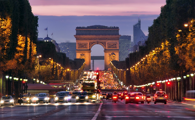 ✈️🗼🏛️Vuela directo a Europa y descubre la Torre Eiffel, el Coliseo Romano en una sola aventura. - Image 3