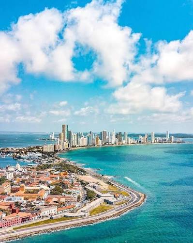 🌴🚤¡Vive el Caribe en Cartagena este diciembre y explora las Islas del Rosario!🌊✨