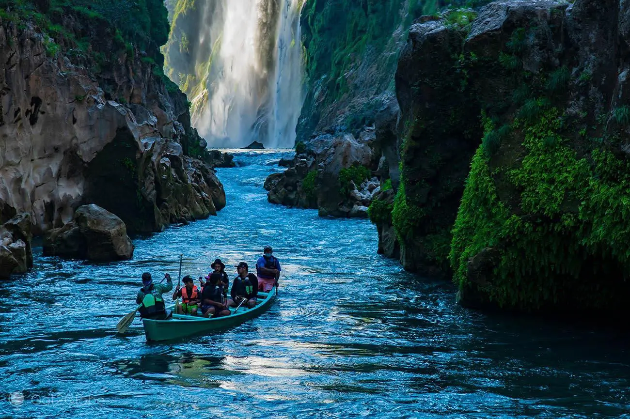 🚣♂️💚Vive la magia de la Huasteca: Golondrinas al amanecer, Tamul en canoa y un cenote escondido 🌊📸