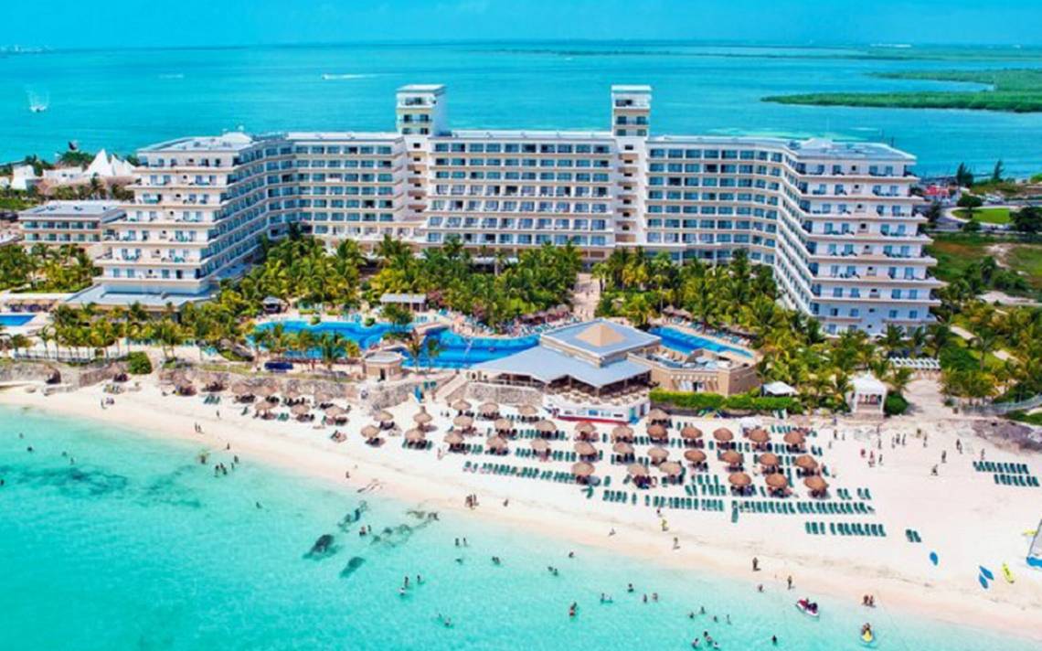 🌴☀️ ¡Riu Dunamar te espera! Playa turquesa, comida ilimitada y bebidas premium🍹🌊